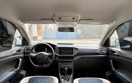 Volkswagen T-Cross I, 2023 год, 1 608 888 рублей, 11 фотография