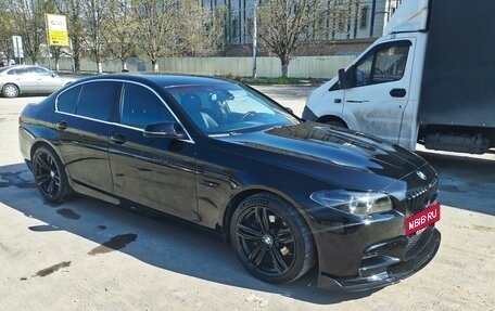 BMW 5 серия, 2015 год, 2 100 000 рублей, 2 фотография