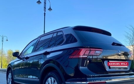 Volkswagen Tiguan II, 2021 год, 2 860 000 рублей, 10 фотография