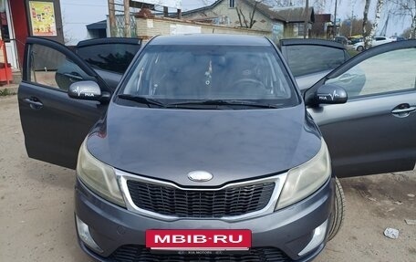 KIA Rio III рестайлинг, 2013 год, 780 000 рублей, 6 фотография