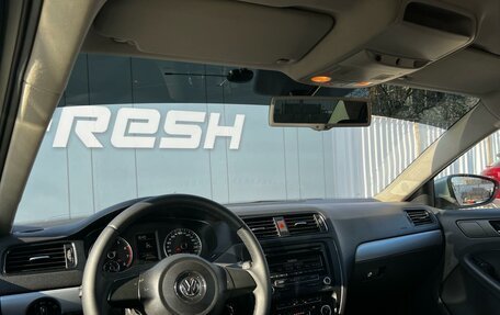 Volkswagen Jetta VI, 2011 год, 962 000 рублей, 6 фотография