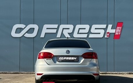Volkswagen Jetta VI, 2011 год, 962 000 рублей, 4 фотография