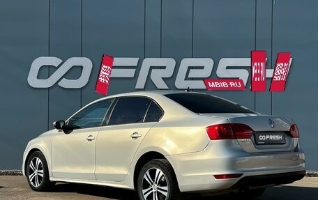 Volkswagen Jetta VI, 2011 год, 962 000 рублей, 2 фотография