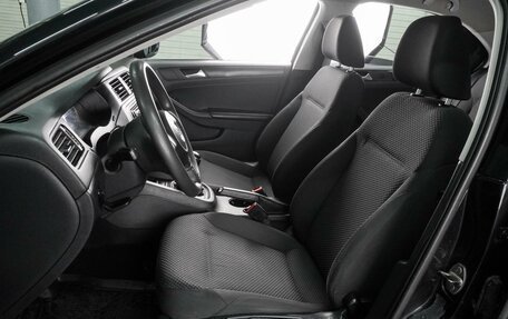 Volkswagen Jetta VI, 2013 год, 899 000 рублей, 10 фотография