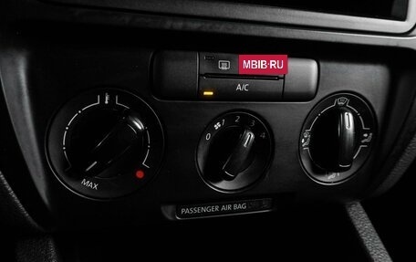 Volkswagen Jetta VI, 2013 год, 899 000 рублей, 12 фотография