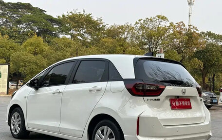 Honda Fit, 2021 год, 1 010 000 рублей, 6 фотография