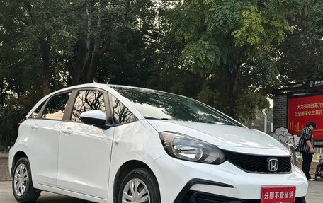 Honda Fit, 2021 год, 1 010 000 рублей, 2 фотография