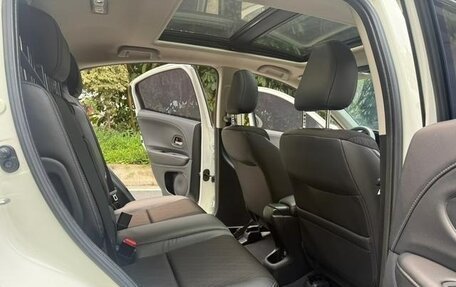 Honda Vezel, 2022 год, 1 450 002 рублей, 13 фотография