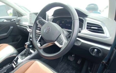 Volkswagen T-Roc I, 2024 год, 1 808 007 рублей, 9 фотография