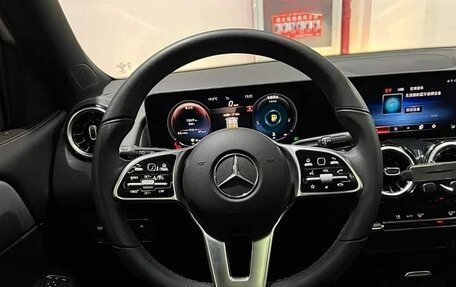 Mercedes-Benz GLB, 2021 год, 2 550 002 рублей, 14 фотография