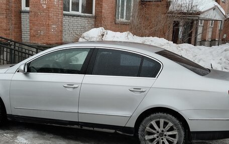Volkswagen Passat B6, 2008 год, 650 000 рублей, 2 фотография