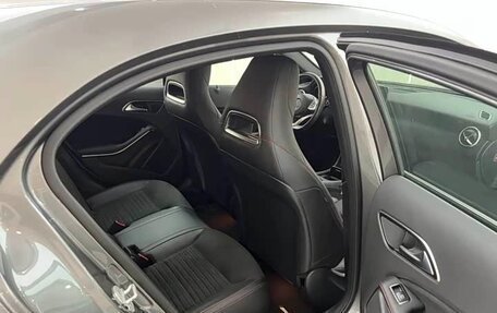 Mercedes-Benz A-Класс, 2017 год, 1 700 000 рублей, 15 фотография