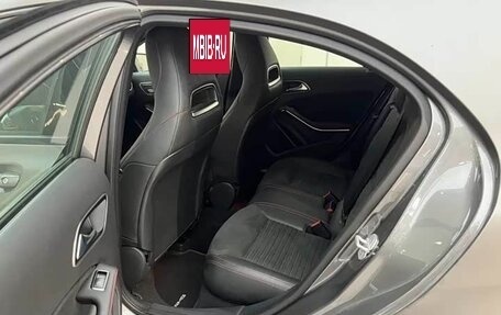 Mercedes-Benz A-Класс, 2017 год, 1 700 000 рублей, 14 фотография