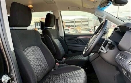Mitsubishi Delica D:5 I, 2022 год, 2 730 000 рублей, 7 фотография