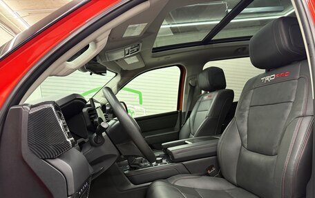 Toyota Tundra, 2023 год, 7 850 000 рублей, 10 фотография