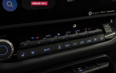 Toyota Tundra, 2023 год, 7 850 000 рублей, 13 фотография