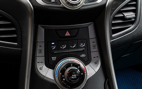 Hyundai Elantra V, 2012 год, 898 000 рублей, 13 фотография