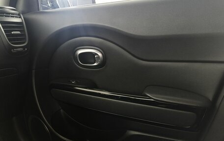 KIA Soul II рестайлинг, 2018 год, 1 610 000 рублей, 16 фотография