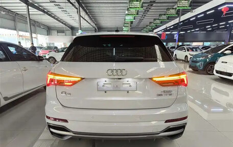 Audi Q3, 2021 год, 1 800 000 рублей, 6 фотография