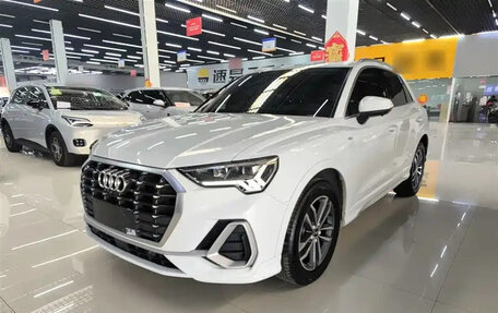 Audi Q3, 2021 год, 1 800 000 рублей, 2 фотография