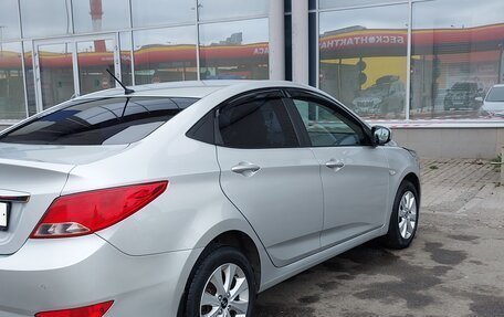 Hyundai Solaris II рестайлинг, 2016 год, 850 000 рублей, 1 фотография