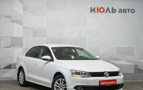 Volkswagen Jetta VI, 2013 год, 950 000 рублей, 4 фотография