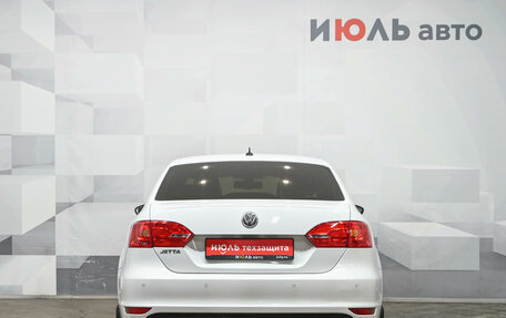Volkswagen Jetta VI, 2013 год, 950 000 рублей, 6 фотография