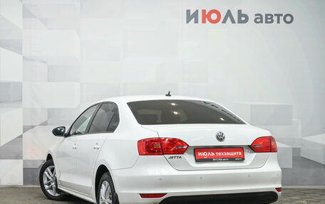 Volkswagen Jetta VI, 2013 год, 950 000 рублей, 5 фотография