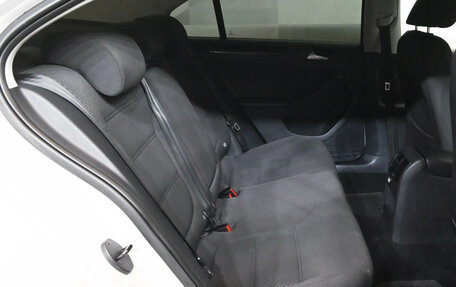 Volkswagen Jetta VI, 2013 год, 950 000 рублей, 12 фотография