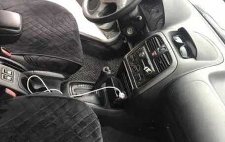 Mitsubishi Carisma I, 2002 год, 370 000 рублей, 30 фотография