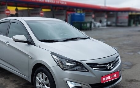 Hyundai Solaris II рестайлинг, 2016 год, 850 000 рублей, 4 фотография