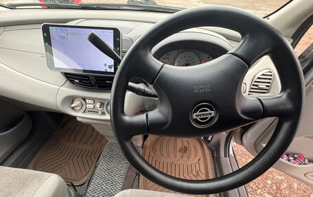 Nissan Tino, 2001 год, 289 000 рублей, 3 фотография
