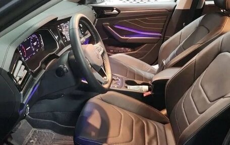 Volkswagen Jetta VII, 2023 год, 1 986 000 рублей, 6 фотография