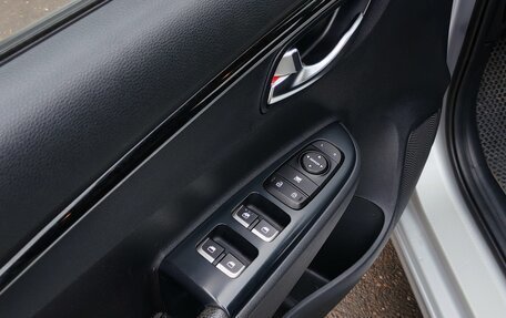 KIA Rio IV, 2020 год, 1 670 000 рублей, 12 фотография