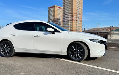 Mazda 3, 2019 год, 1 700 000 рублей, 2 фотография