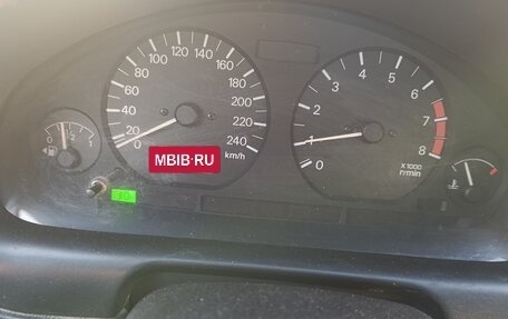Mitsubishi Carisma I, 2002 год, 399 000 рублей, 3 фотография