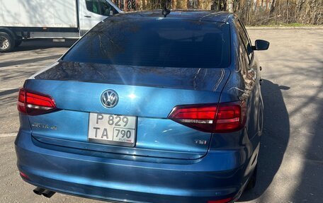 Volkswagen Jetta VI, 2015 год, 940 000 рублей, 3 фотография