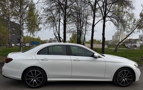 Mercedes-Benz E-Класс, 2022 год, 5 100 000 рублей, 4 фотография