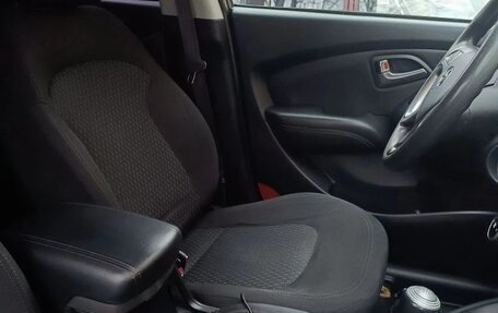 Hyundai ix35 I рестайлинг, 2010 год, 1 100 000 рублей, 7 фотография