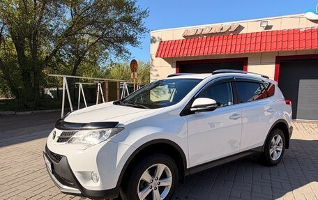 Toyota RAV4, 2013 год, 2 000 000 рублей, 9 фотография