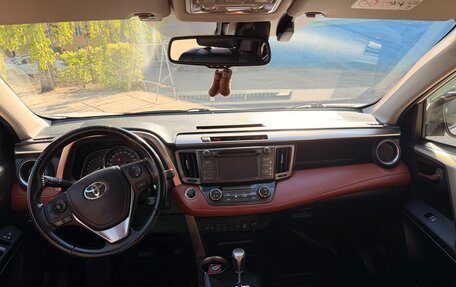 Toyota RAV4, 2013 год, 2 000 000 рублей, 11 фотография