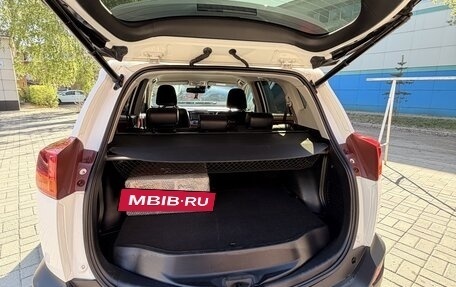 Toyota RAV4, 2013 год, 2 000 000 рублей, 6 фотография