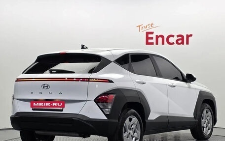 Hyundai Kona, 2023 год, 1 970 000 рублей, 3 фотография