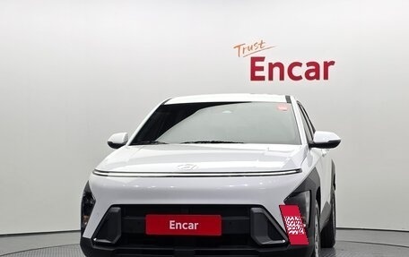 Hyundai Kona, 2023 год, 1 970 000 рублей, 2 фотография