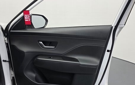 Hyundai Kona, 2023 год, 1 970 000 рублей, 19 фотография