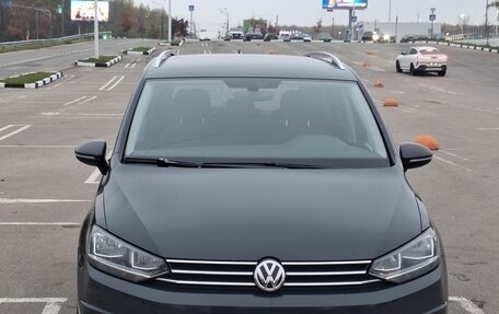 Volkswagen Touran III, 2018 год, 1 400 000 рублей, 8 фотография