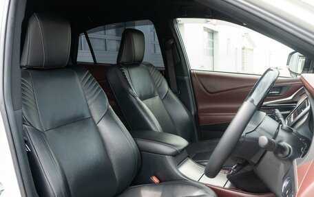 Toyota Harrier, 2018 год, 3 500 000 рублей, 15 фотография