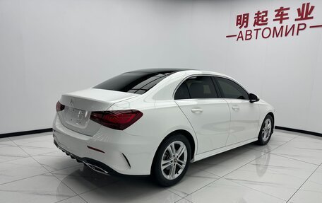 Mercedes-Benz A-Класс, 2023 год, 2 280 000 рублей, 4 фотография