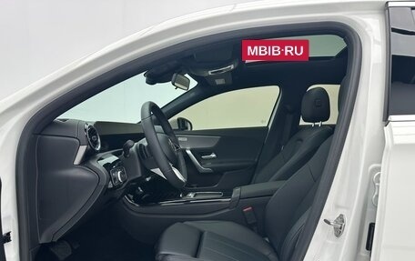 Mercedes-Benz A-Класс, 2023 год, 2 280 000 рублей, 7 фотография