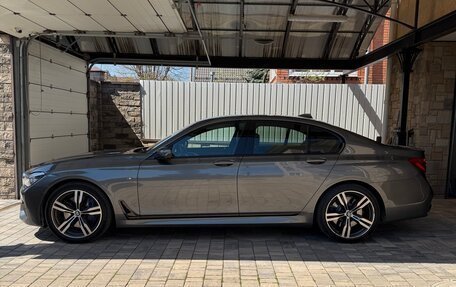 BMW 7 серия, 2018 год, 4 800 000 рублей, 8 фотография
